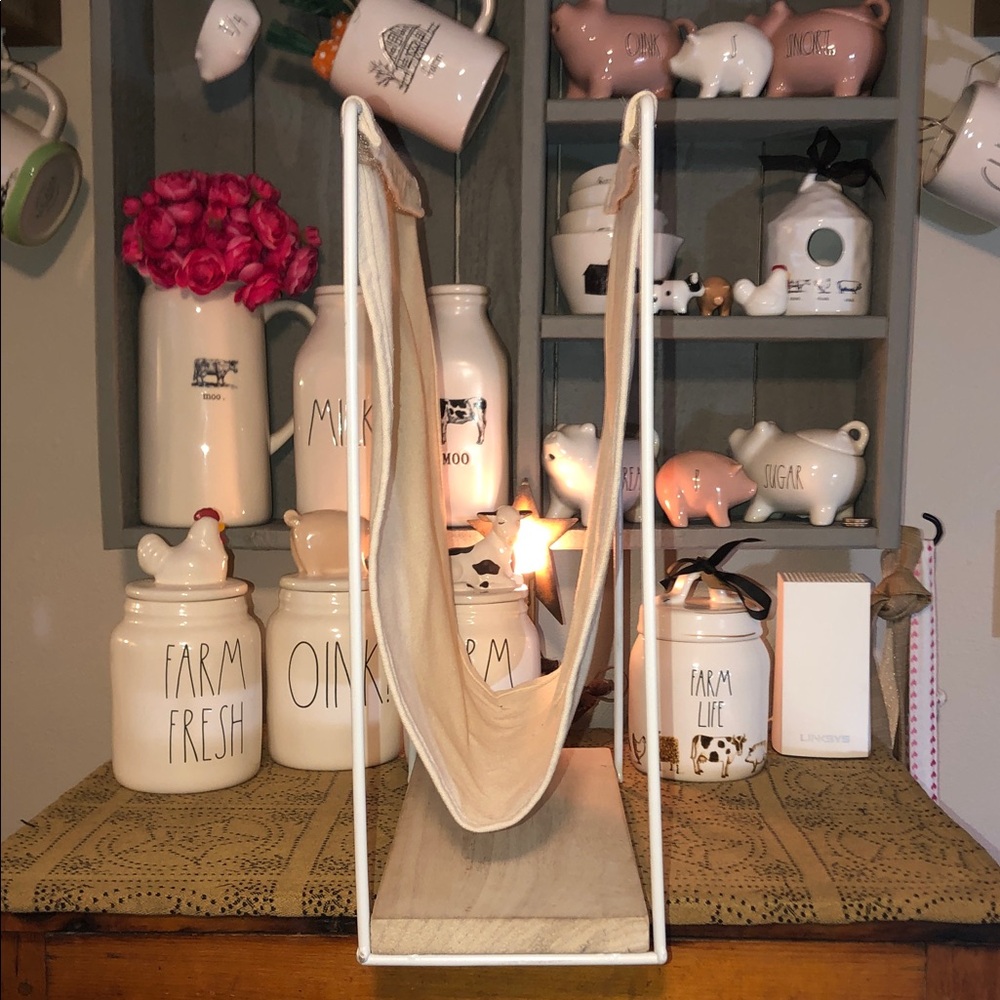 Rae Dunn MAGAZINES Cream Canvas Magazine Rack (Canvas/Wood/Metal) No Bundle! - Picture 5 of 10